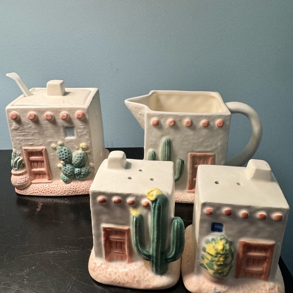 Otagiri Ceramic Pueblo Set - Cream and Green